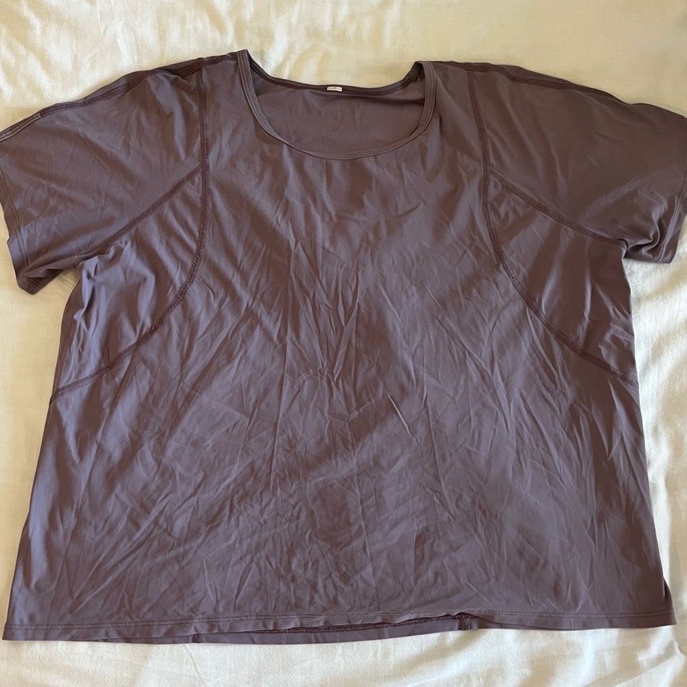 LuluLemon shirt